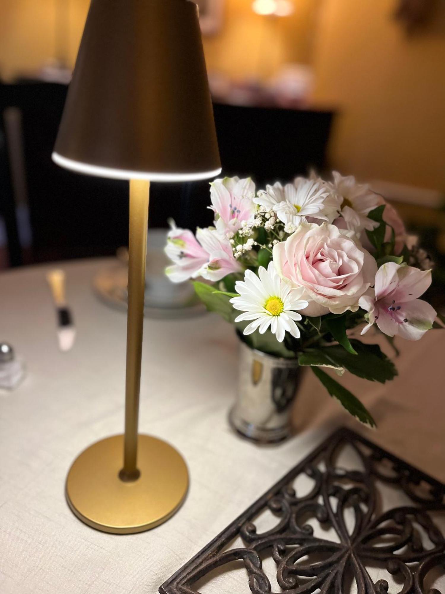 Antique1242 British Bed & Breakfast 엔필드 외부 사진