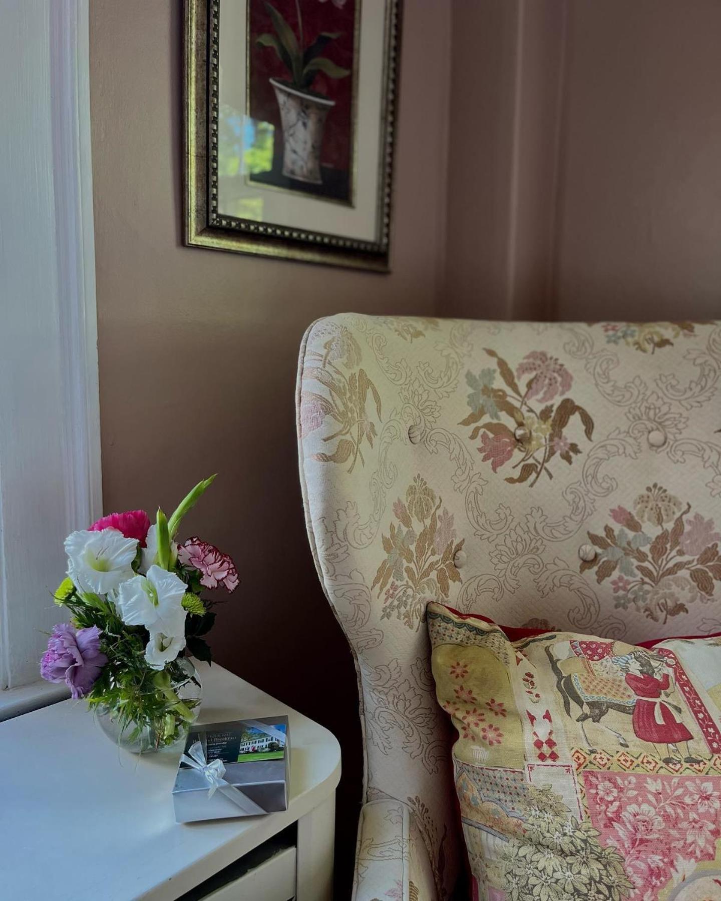 Antique1242 British Bed & Breakfast 엔필드 외부 사진