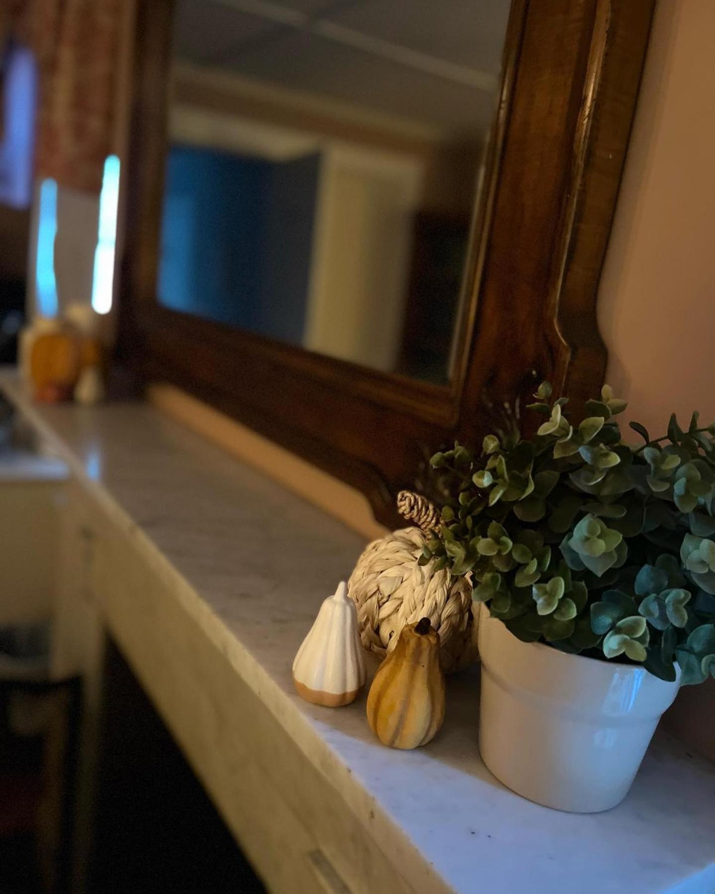 Antique1242 British Bed & Breakfast 엔필드 외부 사진